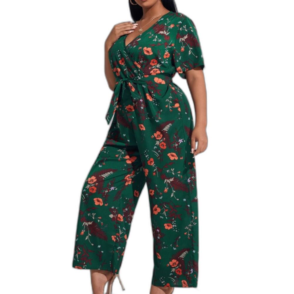 Women's Green Floral Jumpsuit from Shein Curve